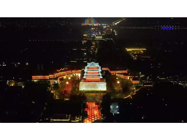 在一起，會(huì)發(fā)光丨2022聊城水上古城幻光新春游園會(huì)1月1日盛大開(kāi)啟?。。?>
                        
                    </div>
                    <div   id=
